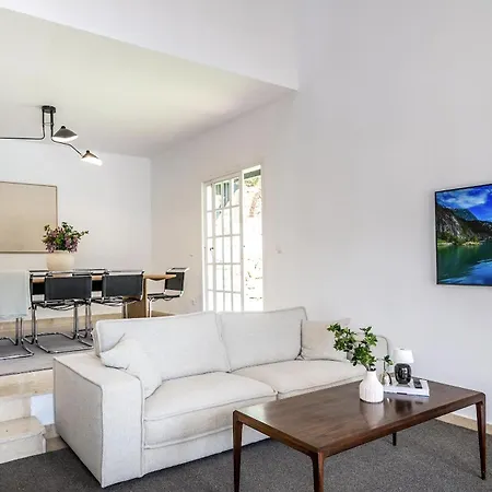 Villa 4 Bedroom In Location - Heating Pool Marbella