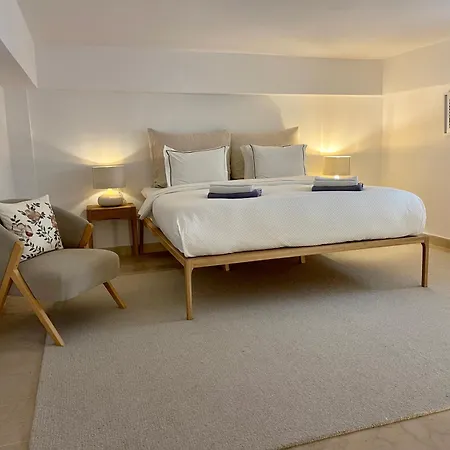 4 Bedroom In Location - Heating Pool